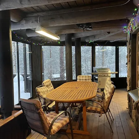 בית נופש Log Near Santa *