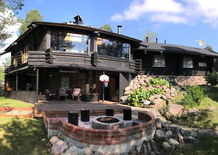 Log Near Santa Рованиеми