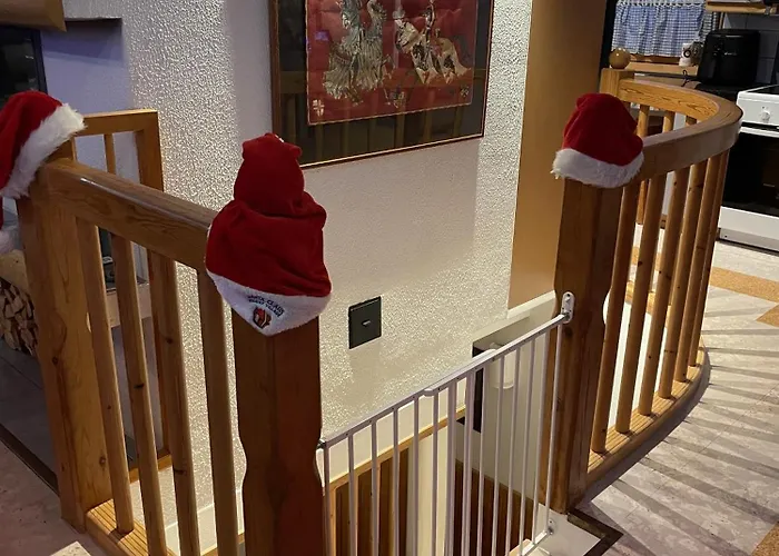 Log Near Santa Дом отдыха *