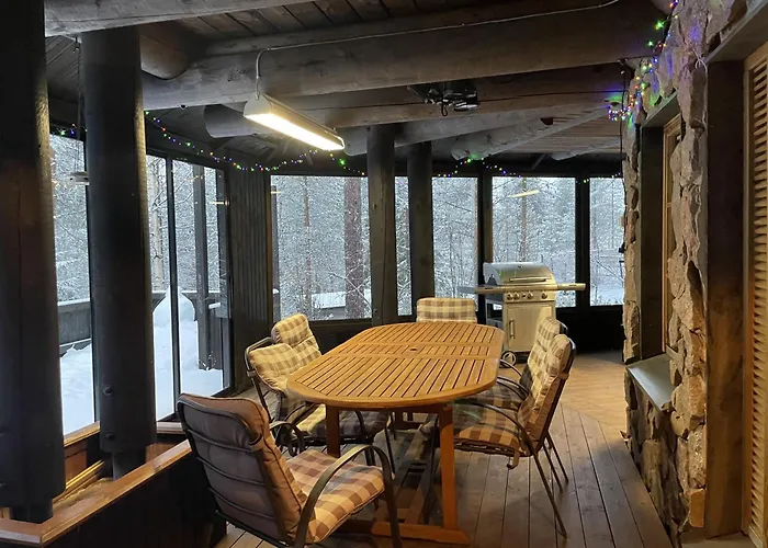 Дом отдыха Log Near Santa *